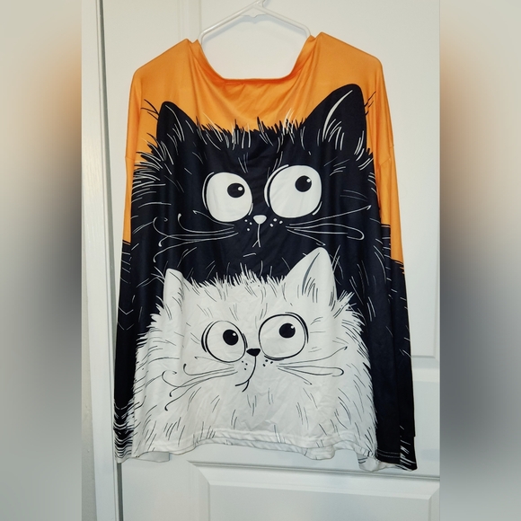 ❌️ [SOLD] Orange Black White Fluffy Cat Print Long Sleeve Shirt - discontinued! - Picture 3 of 4